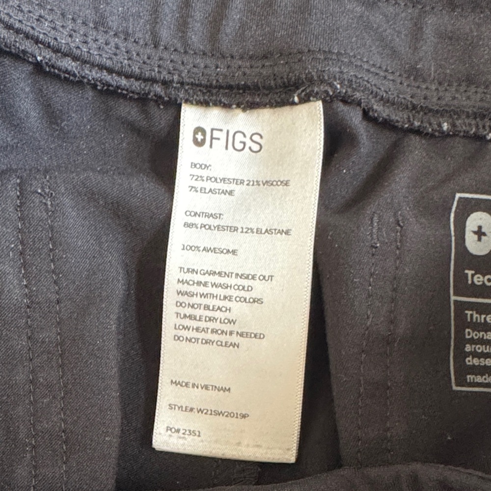 Black Women’s Figs Yola Scrub Pants Medium Petite - Picture 5 of 6